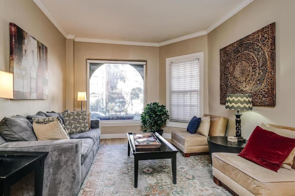 Apartamento Brownstone In Gold Coast Chicago Exterior foto